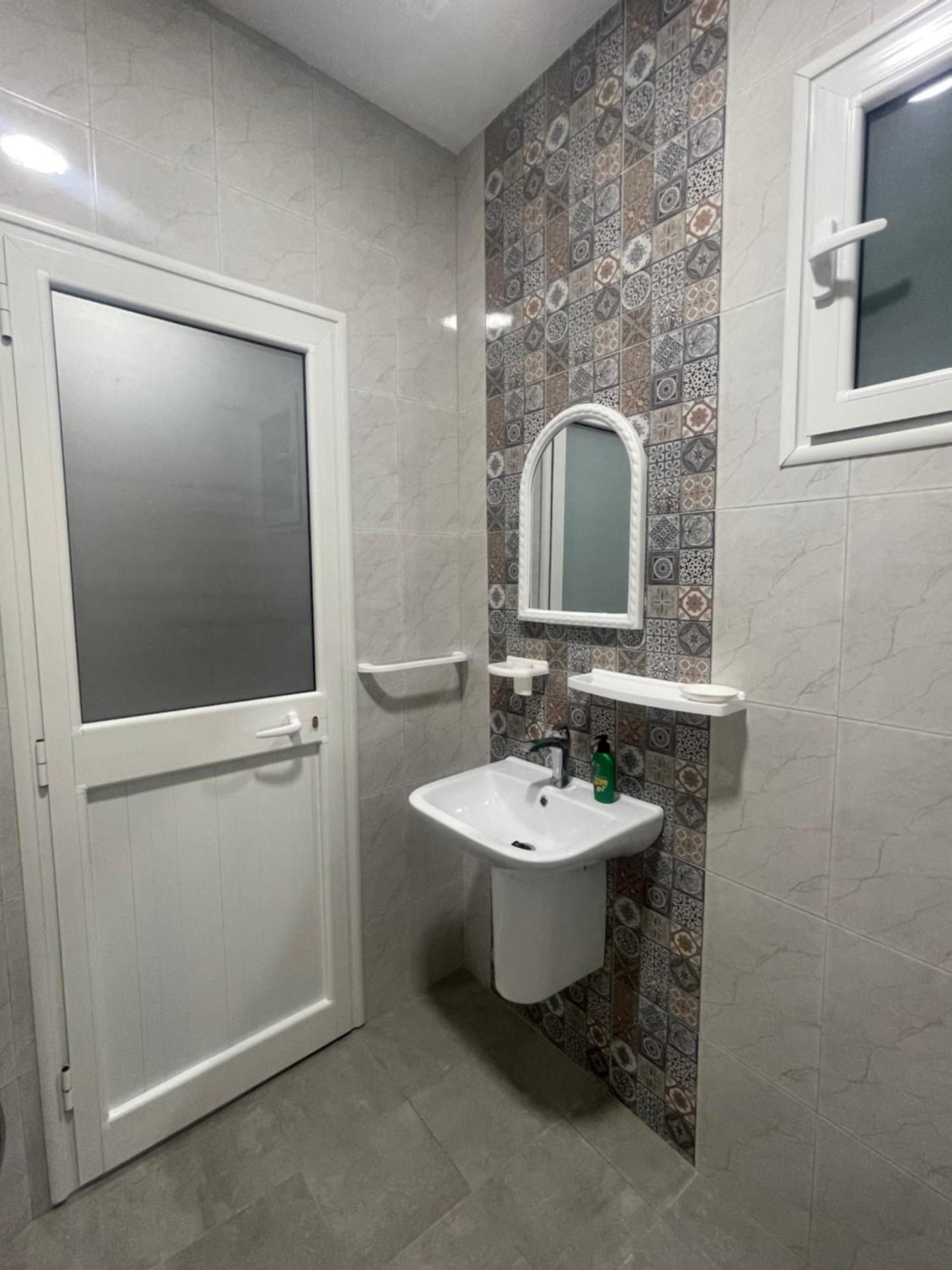 Ibrahim Apartment Kelibia Bagian luar foto