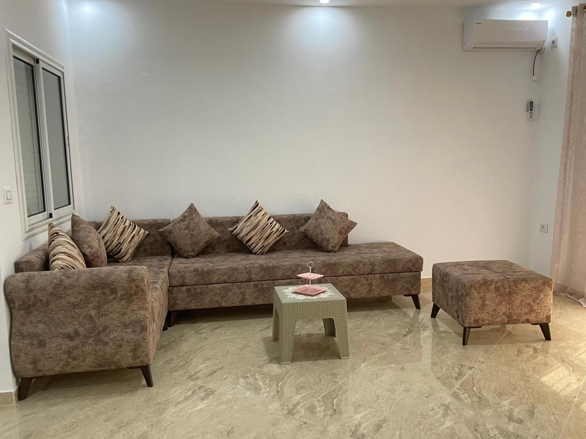 Ibrahim Apartment Kelibia Bagian luar foto